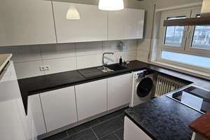 Großzügige, teilmöblierte 3,5-Zimmer-Wohnung mit Terrasse, Garage und Wallbox in der Karlsruher Osts – 76131 Oststadt, Karlsruhe – Vorschaubild 8