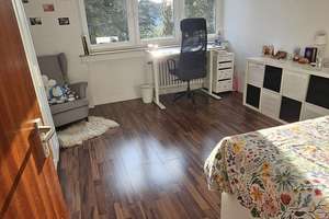Dellbrück, 4 Zimmer Küche, Diele, Bad, Gäste-WC, großer Balkon 94m² – Die vollständige Adresse der Immobilie erhältst du vom Anbieter., 51069 Dellbrück, Köln – Vorschaubild 3