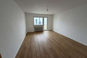 3ZKB Wohnung / Einbauküche / Balkon / renoviert - Neuehrenfeld – Methweg 12, 50823 Bilderstöckchen, Köln – Vorschaubild 2