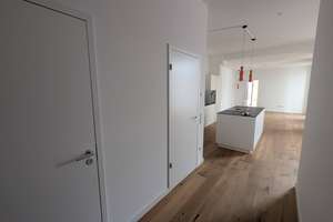 Wohnen auf höchstem Niveau: Exklusiv sanierte 3-Zimmer in Top-Lage – Kasernenstraße 17-19, 40213 Carlstadt, Düsseldorf – Vorschaubild 2