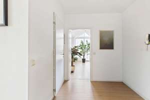 Dachgeschosswohnung in Oberfürberg mit Balkon und großem Hobbyraum