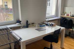 Bright, fully furnished 2-room apartment near university with peaceful backyard view, – Wittenberger Straße 25, 39106 Magdeburg – Vorschaubild 3