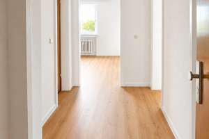 Frisch renoviert: 2-Zimmer-Wohnung in Krefeld – Bückerfeldstraße 2, 47803 Benrad-Nord, Krefeld – Vorschaubild 3