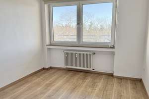 Fürth-Dambach ! Helle 3-ZW 80 m², großer Balkon, 4.OG mit Aufzug. – Die vollständige Adresse der Immobilie erhältst du vom Anbieter., 90768 Dambach, Unterfürberg, Fürth – Vorschaubild 7
