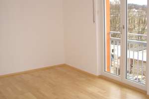 Ohne Maklerprovision - Attraktive 3-Zimmer-Wohnung im 3. OG mit Balkon in Regensburg-Galgenberg – Mälzereiweg 23, 93055 Galgenberg, Regensburg – Vorschaubild 4