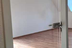 ALTE SEIDENWEBEREI: 2 ZIMMER, EBK, DUSCHBAD, GÄSTE-LWC, HAUSWIRTSCHAFTSRAUM, BAKON UND STELLPLATZ – Leyentalstr. 28, 47799 Krefeld – Vorschaubild 6