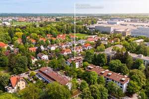 115 m² Wohn-/Nutzfläche -  Einladende 2,5-Zimmer-Maisonettewohnung mit großzügigem hellem Hobbyraum – Die vollständige Adresse der Immobilie erhältst du vom Anbieter., 80997 Allach, München – Vorschaubild 14