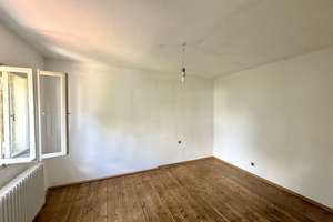 Alte Seele erhofft neuen Schwung – kleine DHH mit parkähnlichem Garten in schöner Lage – Die vollständige Adresse der Immobilie erhältst du vom Anbieter., 81245 Obermenzing, München – Vorschaubild 10