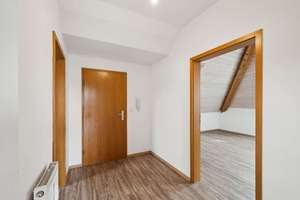 Renovierte 2-Zimmer-Wohnung mit Balkon und Garage in ruhiger Lage nahe Hauptbahnhof – Mercystraße 23, 85051 Münchener Straße, Ingolstadt – Vorschaubild 8