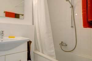 Property thumbnail 9