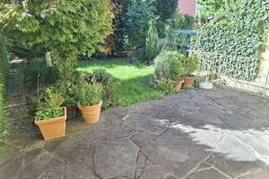 Einziehen und wohlfühlen! Gepflegtes RMH mit Garage in ruhiger Lage! – Die vollständige Adresse der Immobilie erhältst du vom Anbieter., 86179 Haunstetten-Ost, Augsburg – Vorschaubild 2