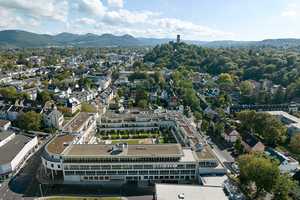 Stilvolle 2-Zimmer-Wohnung mit großer Dachterrasse! – Weißenburgstraße 58, 53175 Bonn – Vorschaubild 2