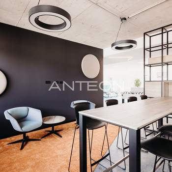 S-Bahn 1 Gehminute | Kühlung | Kantine