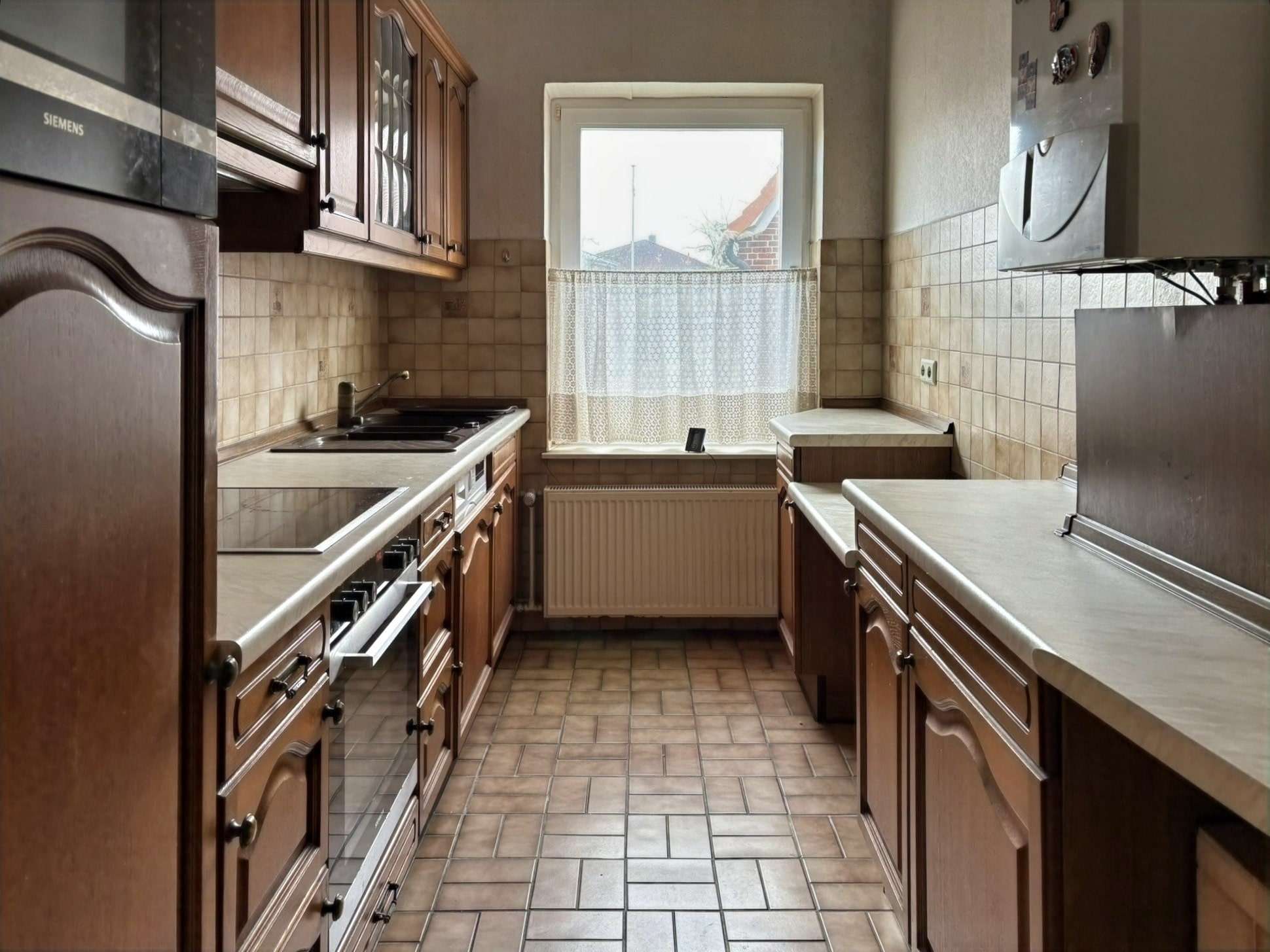 Immobilie in Uetersen - Vielseitiges Zweifamilienhaus mit großem Grundstück  - Bild 2