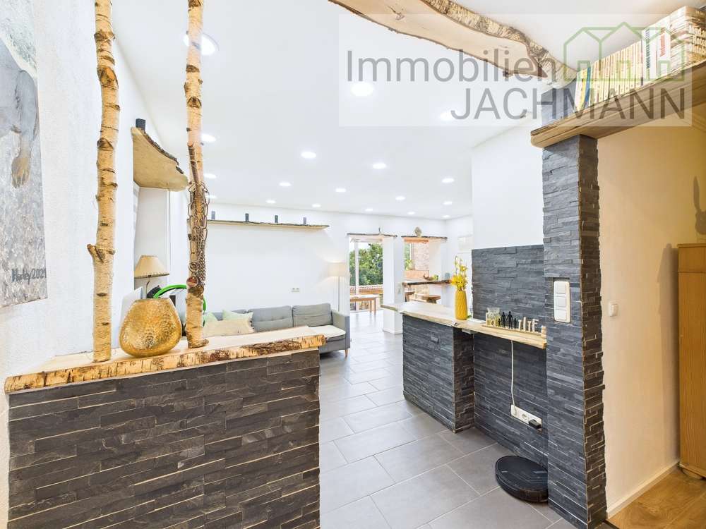 Immobilie in Schaufling - Wo Träume Wurzeln schlagen –  Anwesen in Alleinlage mit Wald und Streuobstwiese in Top-Zustand - Bild 15