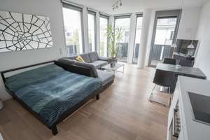 Extrem helles Apartment inkl. Luxusmöbel an der Theresienwiese