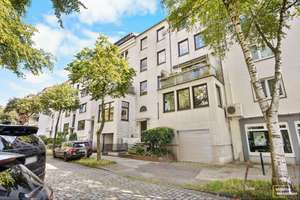 Bremen – Barkhof | 5-Parteien-Haus mit Garage und Innenhof in begehrter Lage – Die vollständige Adresse der Immobilie erhältst du vom Anbieter., 28209 Barkhof, Bremen – Vorschaubild 4
