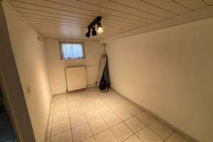 Kleines Reihenmittelhaus für Paare oder junge Familien mit Garten und Ausbaureserve im Dach – Die vollständige Adresse der Immobilie erhältst du vom Anbieter., 61381 Friedrichsdorf – Vorschaubild 7