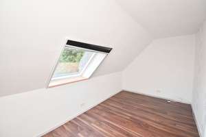 Paderborn-Kernstadt: Charmante Eigentumswohnung mit Loggia in zentraler Lage! – Die vollständige Adresse der Immobilie erhältst du vom Anbieter., 33102 Kernstadt, Paderborn – Vorschaubild 3