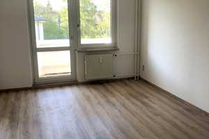 Attrakktive 3-Raum Wohnung mit Balkon und Stellplatz – Talstraße 38, 9117 Chemnitz – Vorschaubild 6
