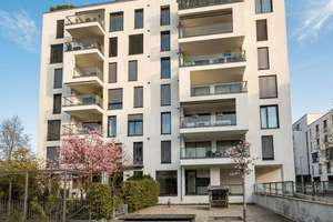Exklusives Wohnen am Probstsee: 3,5 Zimmer mit Balkon in Toplage