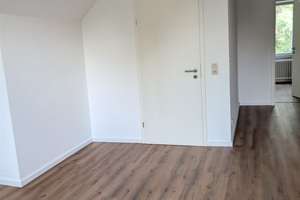 +++ Schöne  renovierte 52 m² 2-Zimmer  DG-Wohnung in Aplerbeck +++ – 44287 Aplerbeck (Ortsteil), Dortmund – Vorschaubild 3