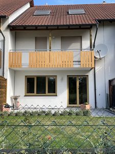 Reihenhaus in ruhiger Lage in Dillingen – Garten, Garage und viel Platz