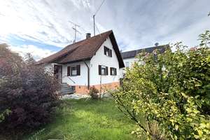 Großes Grundstück, charmantes Haus – Ihr Sanierungsprojekt in Geltendorf-Walleshausen – Die vollständige Adresse der Immobilie erhältst du vom Anbieter., 82269 Geltendorf – Vorschaubild 2