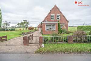 Einfamilienhaus auf großen Grundstück in ruhiger Lage