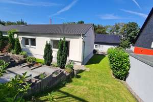Es gibt sie noch: Die Wohlfühl-Doppelhaushälfte. Und erschwinglich ist sie auch noch – Die vollständige Adresse der Immobilie erhältst du vom Anbieter., 42389 Langerfeld-Beyenburg, Wuppertal – Vorschaubild 2
