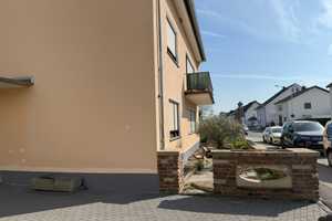 PRIVAT: 3 Parteienwohnhaus / Bauland  53474 Bad  Neuenahr grundsaniert / 1 Wohnung frei  – Schützenstraße 79, 53474 Ahrweiler (Kreis) – Vorschaubild 4