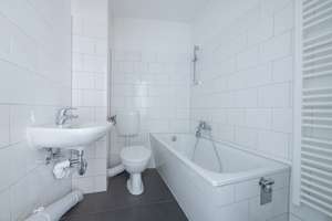 Charmantes Zuhause in Friedrichshain: lichtdurchflutet, frisch gestrichen I bezugsfrei – Palisadenstraße 57, 10243 Friedrichshain, Berlin – Vorschaubild 6