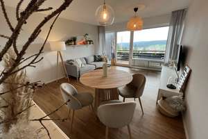 Praktische 2-Zimmer-Wohnung mit Balkon in Schonach – Feldbergstraße 24, 78136 Schonach im Schwarzwald – Vorschaubild 1