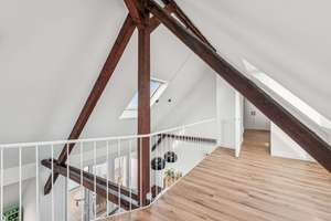 Ein echtes Unikat: Maisonette mit tierischer Raumhöhe, Dachterrasse & Einliegerwohnung – Die vollständige Adresse der Immobilie erhältst du vom Anbieter., 40472 Rath, Düsseldorf – Vorschaubild 12