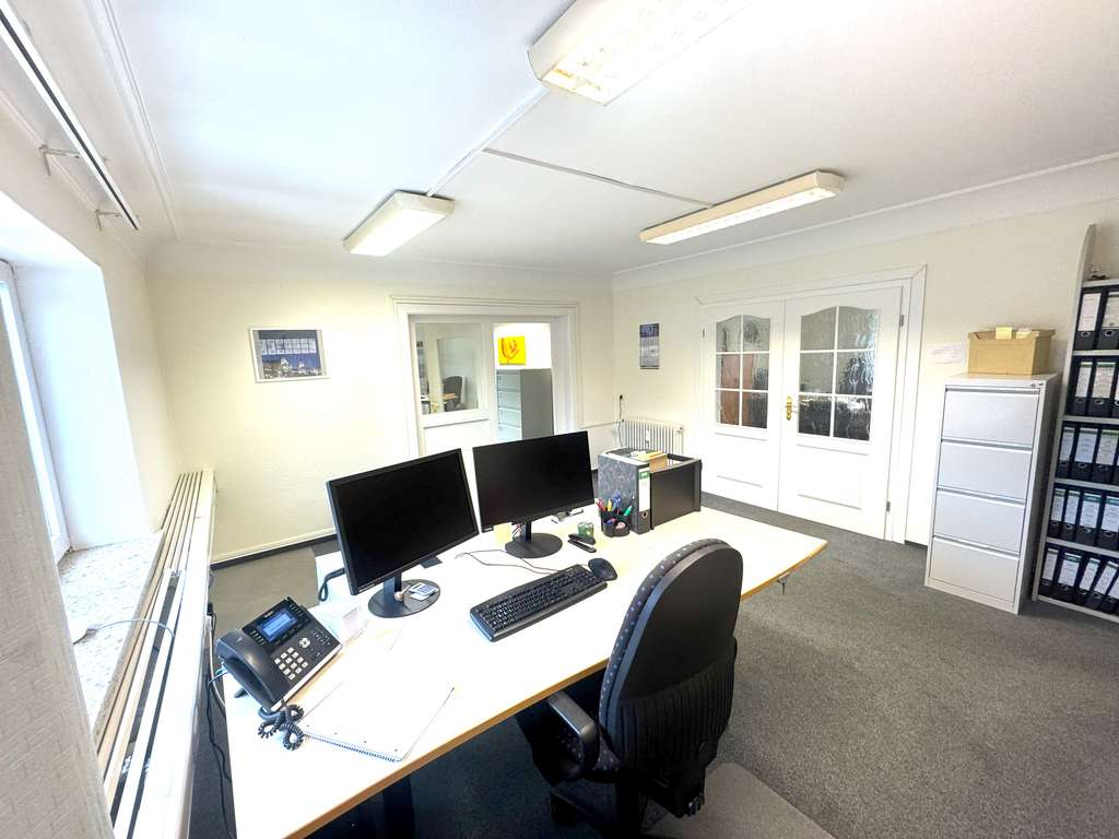 Immobilie in Oldenburg in Holstein - helle 5-Zimmer-Wohnung in zentraler Lage von Oldenburg - Bild 4