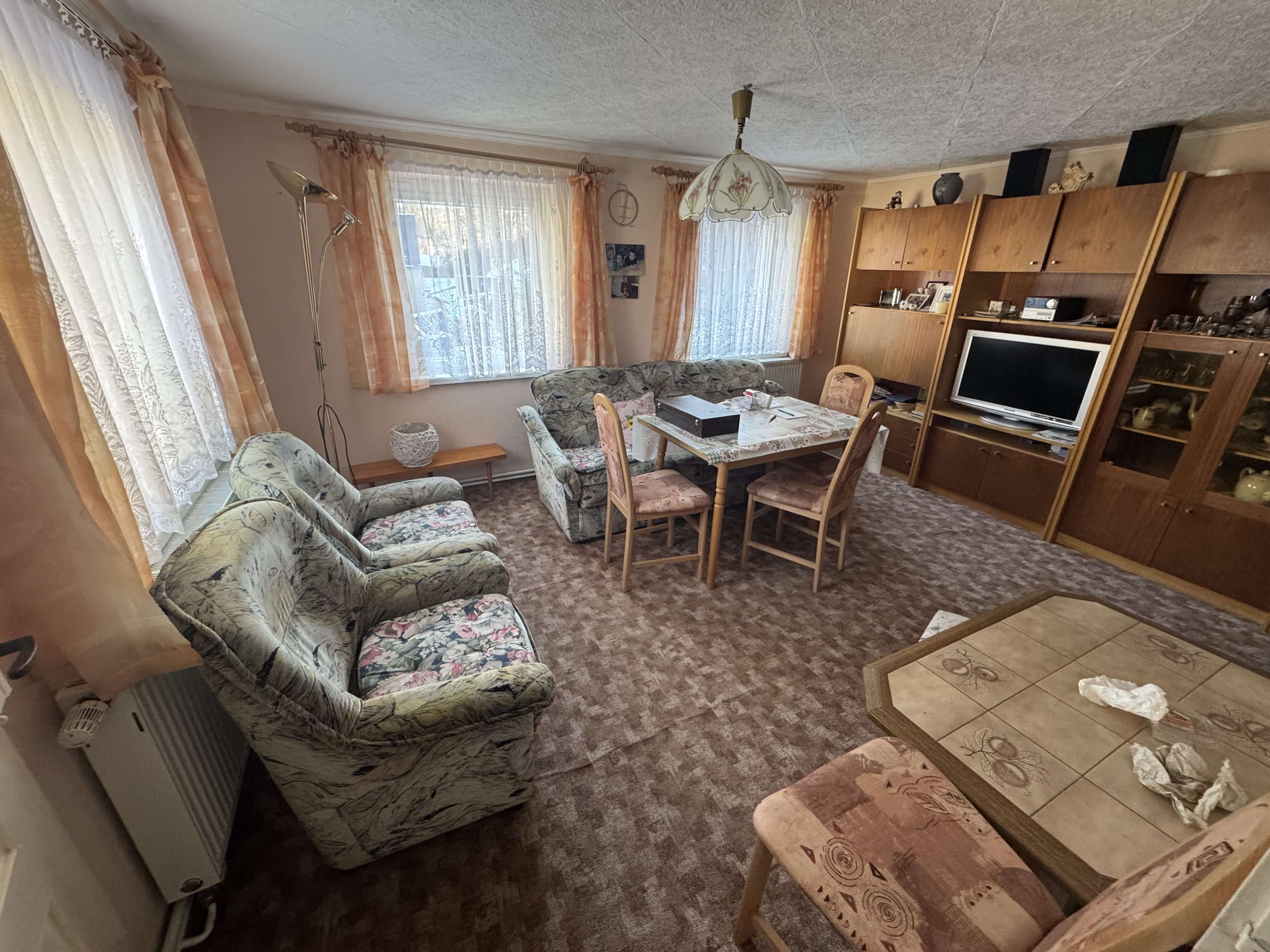 Immobilie in Augustusburg - Kleines Haus zum Um-und Ausbau - Bild 3