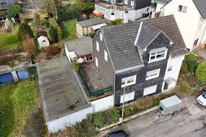 Mehrgenerationenhaus mit viel Potenzial in ruhiger und zentraler Lage – Remscheid – Vorschaubild 1