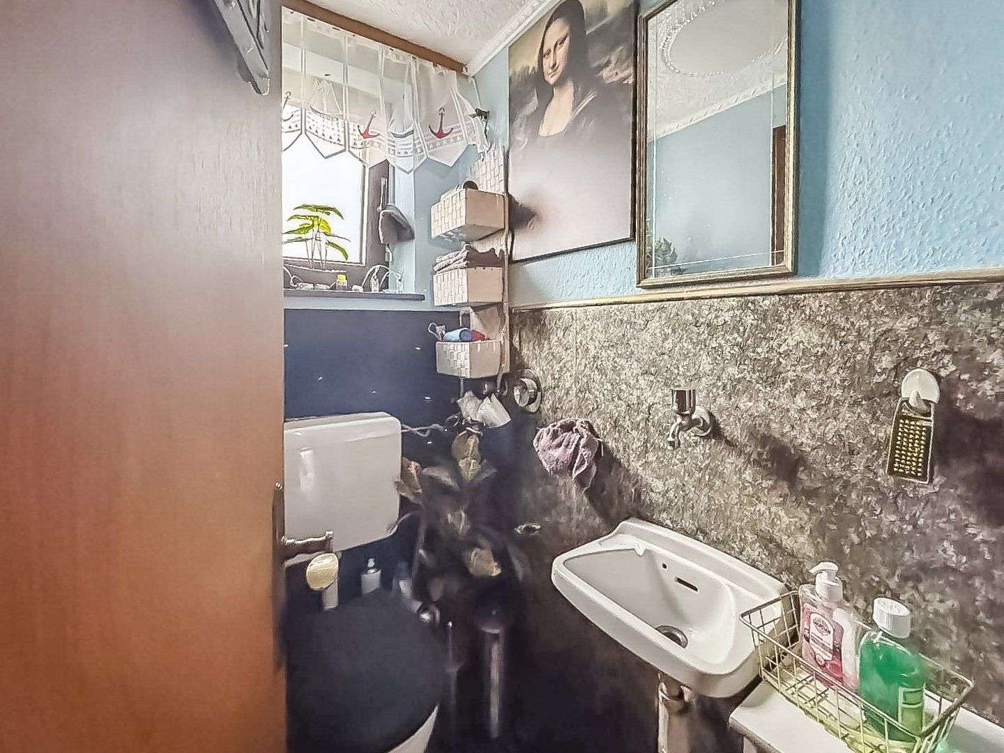 Immobilie in Cadolzburg - Handwerker aufgepasst! 
Zweifamilienhaus im schönen Cadolzburg! - Bild 7