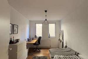 Ideal für 3er-WG - Vier-Zimmer-Wohnung in Stuttgart-Feuerbach – Die vollständige Adresse der Immobilie erhältst du vom Anbieter., 70469 Feuerbach-Mitte, Stuttgart – Vorschaubild 5