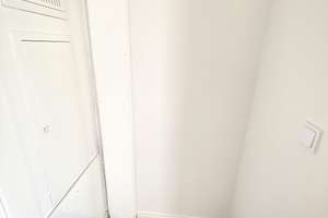 Sehr helle  moderne Süd-Wohnung mit EBK, Asbtellkammer sowie Balkon! – Florian-Geyer-Str 111, 12489 Adlershof, Berlin – Vorschaubild 2