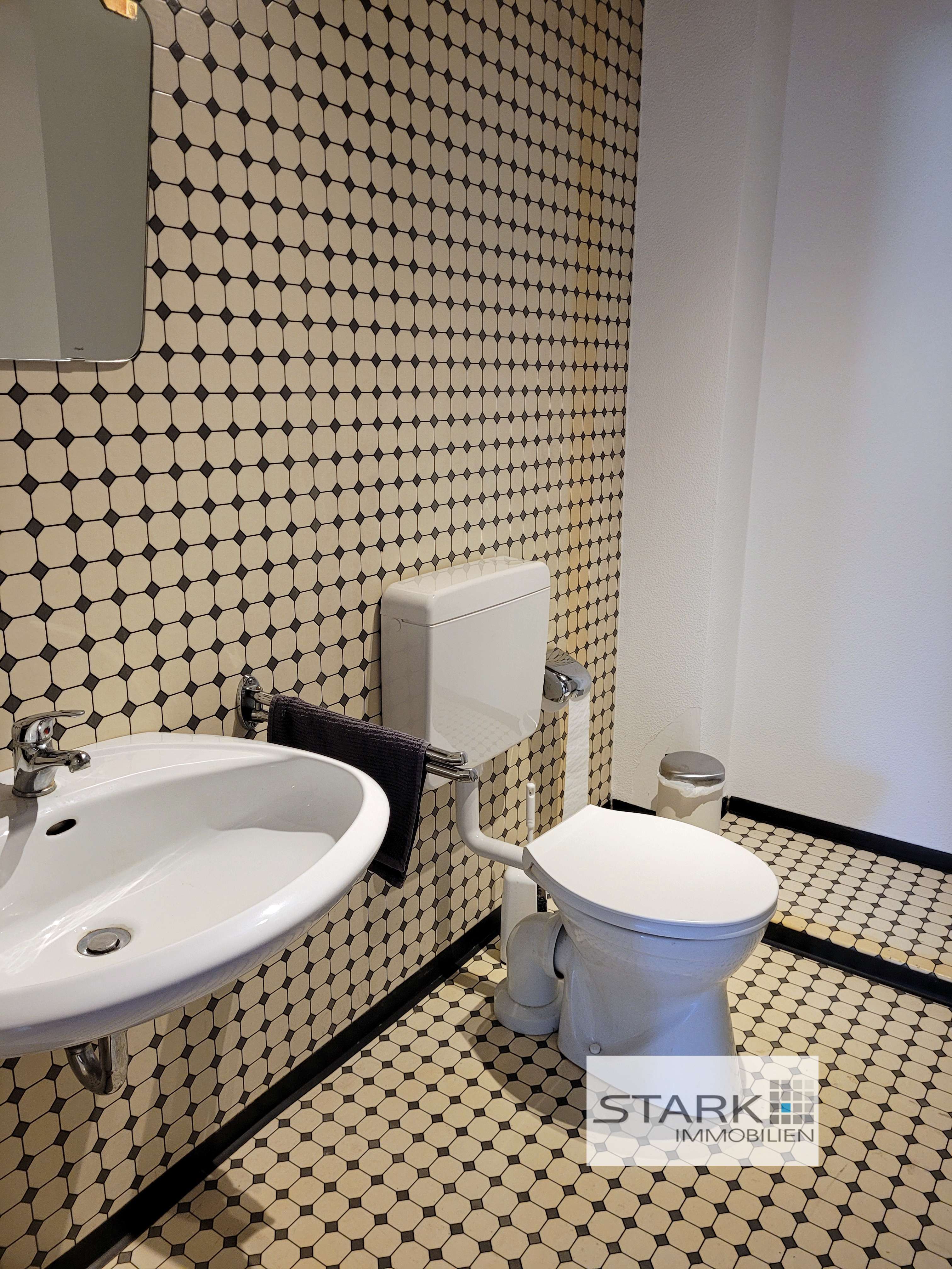 Immobilie in Kleinrinderfeld - Großes und vielseitiges Wohn- und Gewerbeobjekt in Kleinrinderfeld! - Bild 11