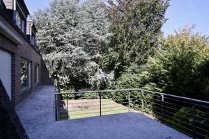 Einfamilienhaus mit 7,5 Zimmern direkt am Wiesental – Erlenstraße 3, 44795 Weitmar-Mitte, Bochum – Vorschaubild 3