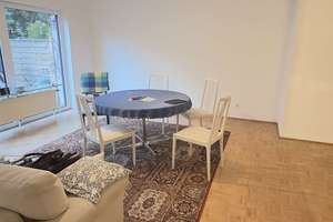 Idyllische Leben in Mainz: Saniertes 5-Zimmer-Reihenhaus mit Tiefgarage und Keller – An der Achatiuskirche 5, 55128 Oberstadt, Mainz – Vorschaubild 2
