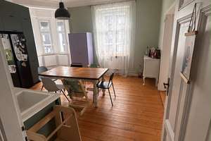 Stilvoll saniert: Vier-Zimmer-Wohnung in Wuppertal