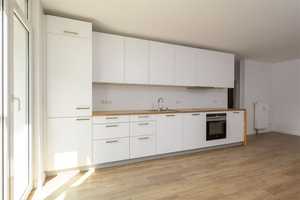 gemütliche 4 Zimmerwohnung mit Balkon und Einbauküche in Leipzig Lindenau – Angerstraße 39, 4177 Leipzig – Vorschaubild 1
