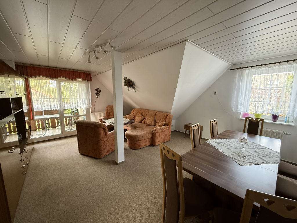 Immobilie in Hirschstein - Großzügiges Einfamilienhaus mit ELW in Prausitz bei Riesa - Bild 2