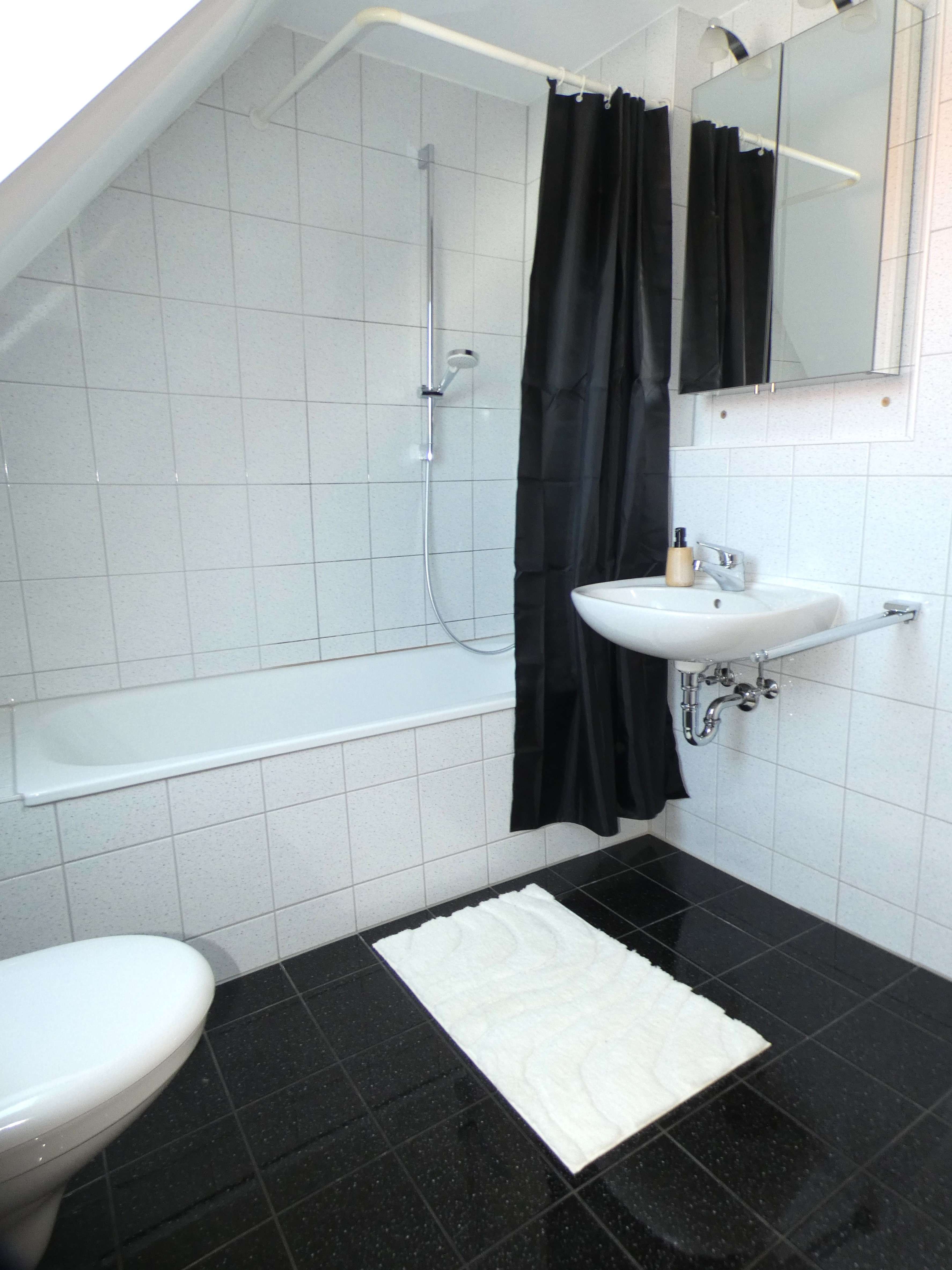 Immobilie in Langenau - ZENTRAL & RUHIG: 3-Zimmer-Maisonettewohnung mit Südbalkon und TG-Stellplatz in Langenau zu verkaufen - Bild 8