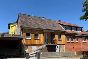 Charmantes Einfamilienhaus mit Einliegerwohnung – Im Höxter 26, 31840 Hessisch Oldendorf – Vorschaubild 1
