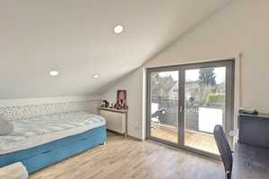 Ihr neues Zuhause in Aystetten: Doppelhaushälfte mit Swimming-Pool! – Augsburg (Kreis) – Vorschaubild 12
