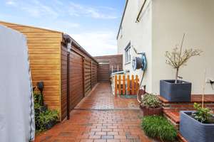 Delmenhorst-Hasport | Vollständig modernisiertes Reihenendhaus mit PV-Anlage & Garage auf sep. Hof – Die vollständige Adresse der Immobilie erhältst du vom Anbieter., 27755 Hasport/Annenheide, Delmenhorst – Vorschaubild 20